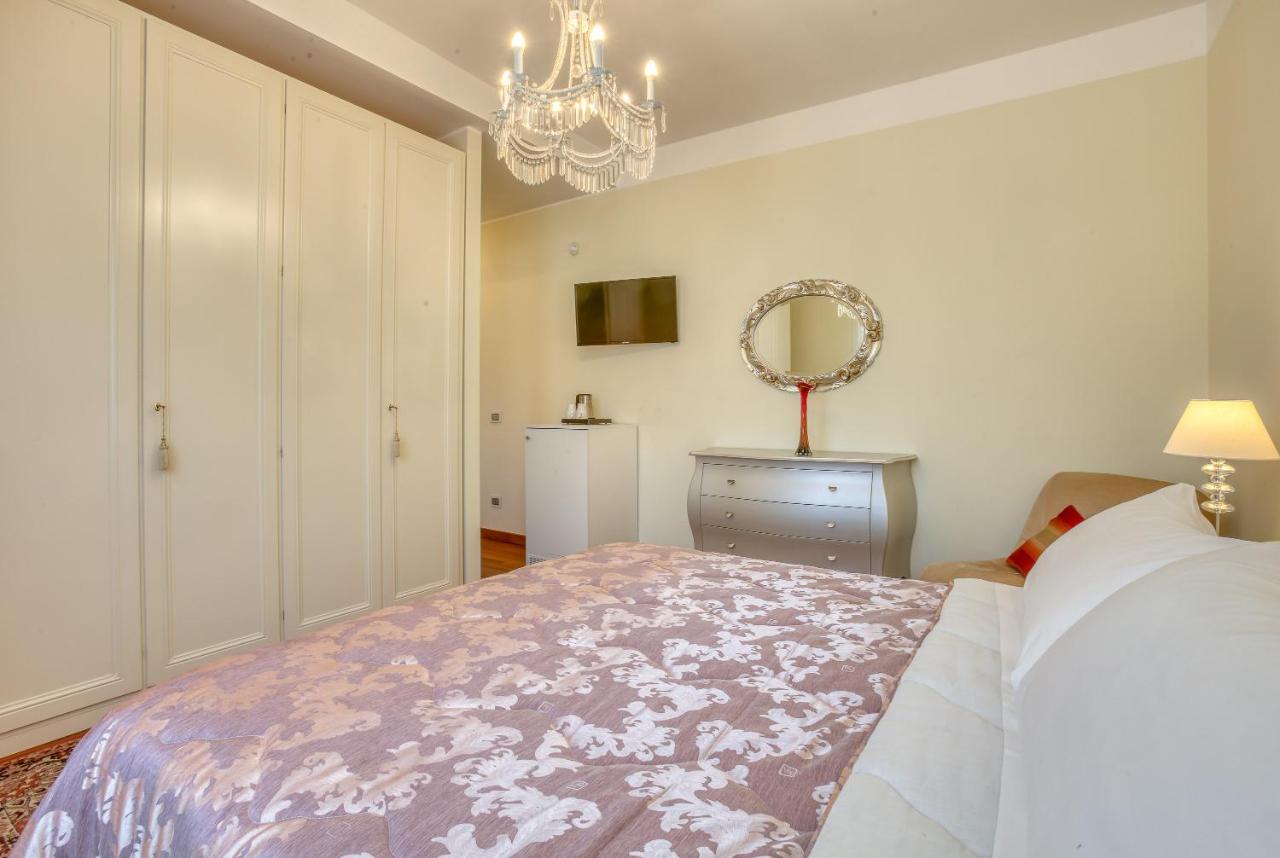 Hotel Villa De Santis Montefranco Exteriör bild