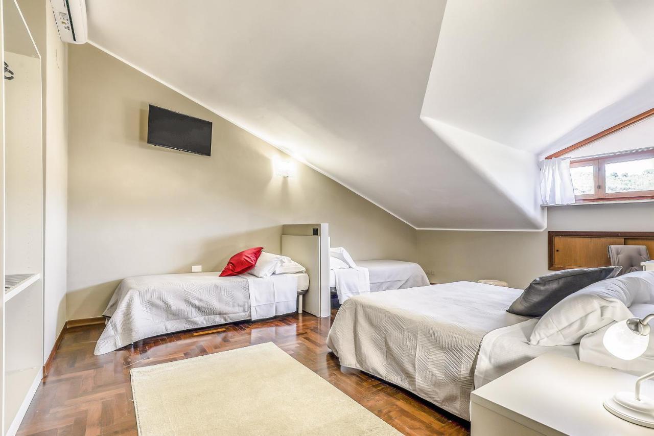 Hotel Villa De Santis Montefranco Exteriör bild
