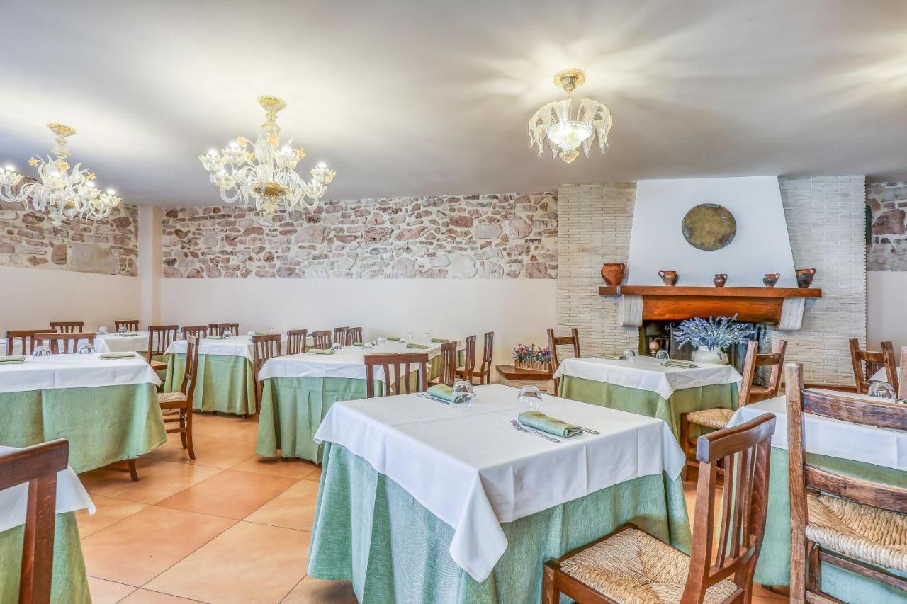 Hotel Villa De Santis Montefranco Exteriör bild