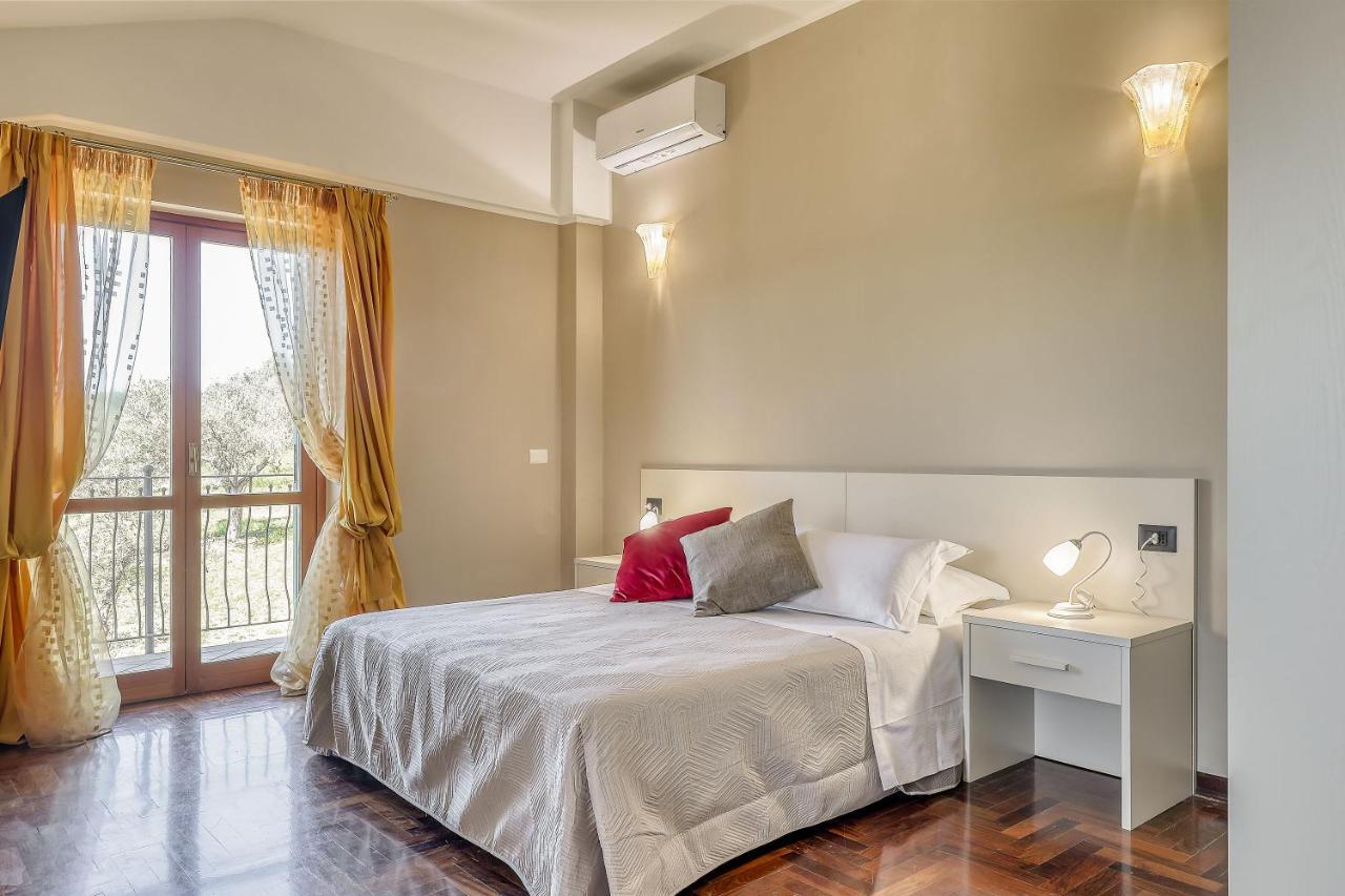 Hotel Villa De Santis Montefranco Exteriör bild